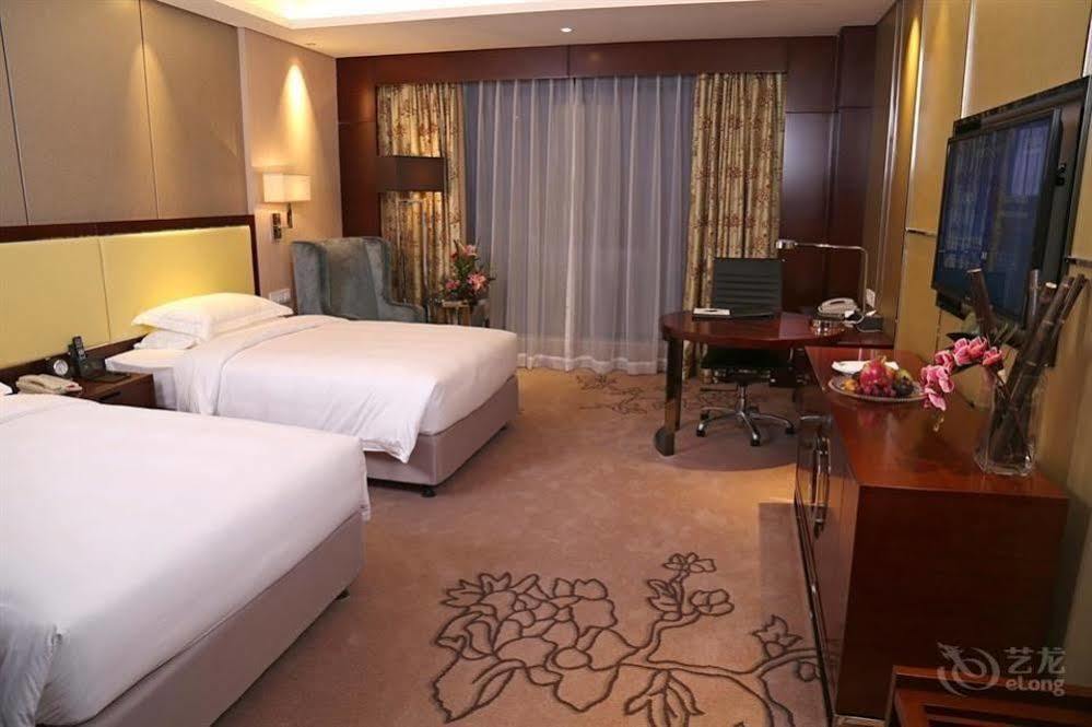 Guangzhou Changfeng Gloria Plaza Hotel Zewnętrze zdjęcie