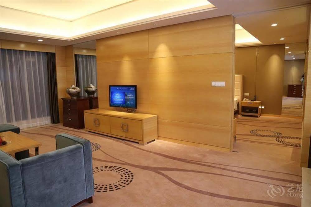 Guangzhou Changfeng Gloria Plaza Hotel Zewnętrze zdjęcie